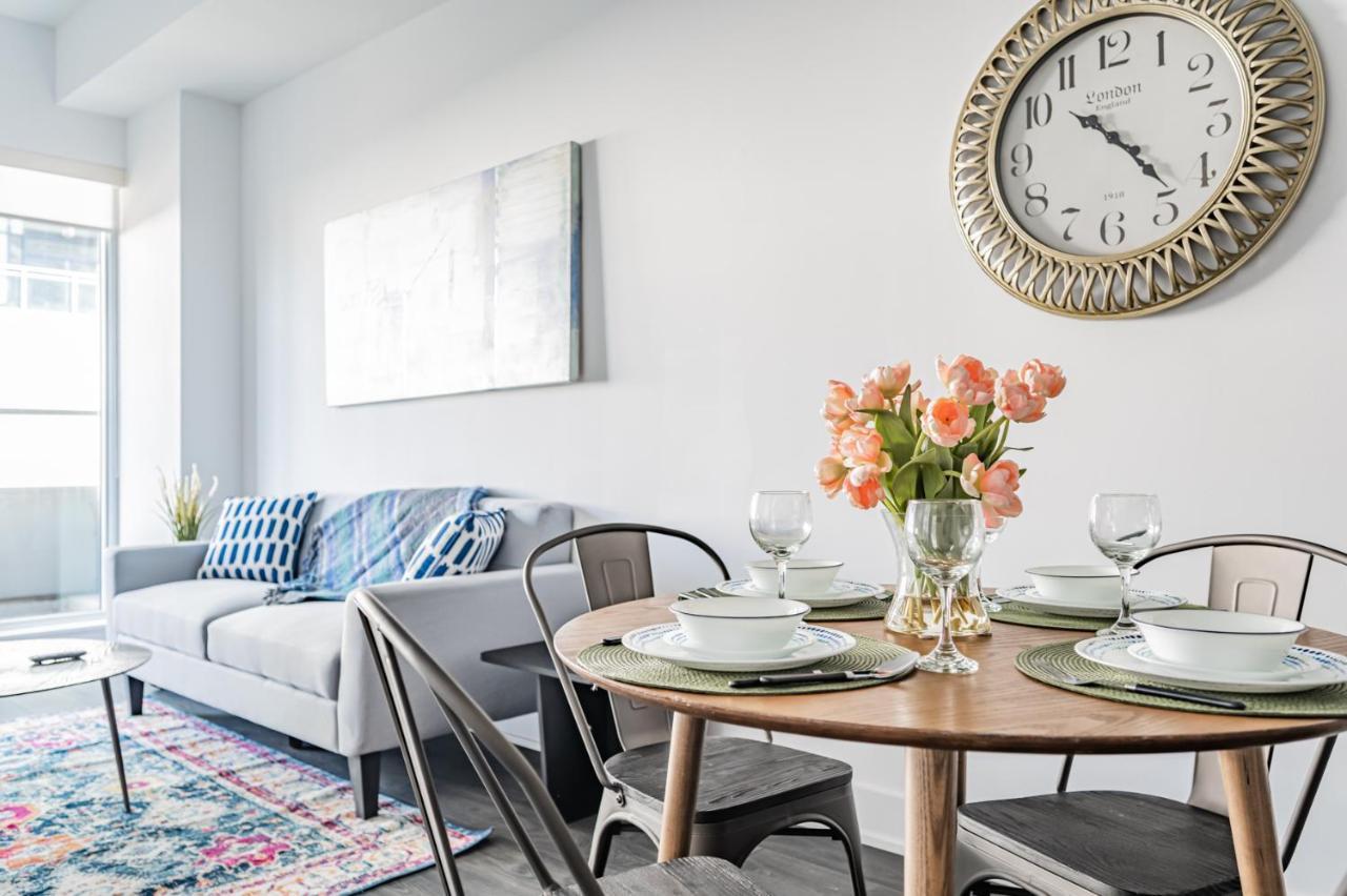 Condo In Parklawn & Lake Shore With Free Parking Close To Airport Toronto Extérieur photo