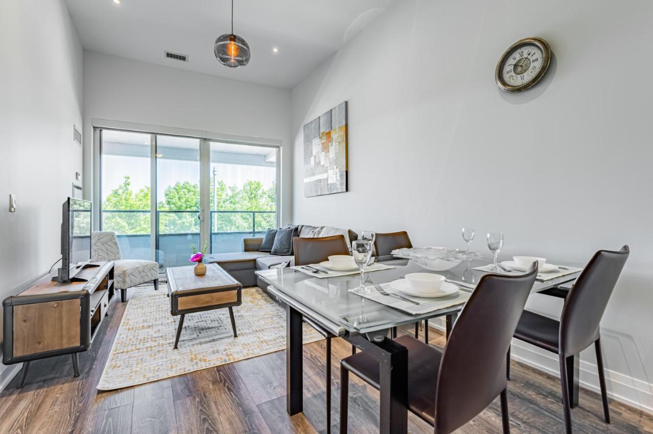 Condo In Parklawn & Lake Shore With Free Parking Close To Airport Toronto Extérieur photo