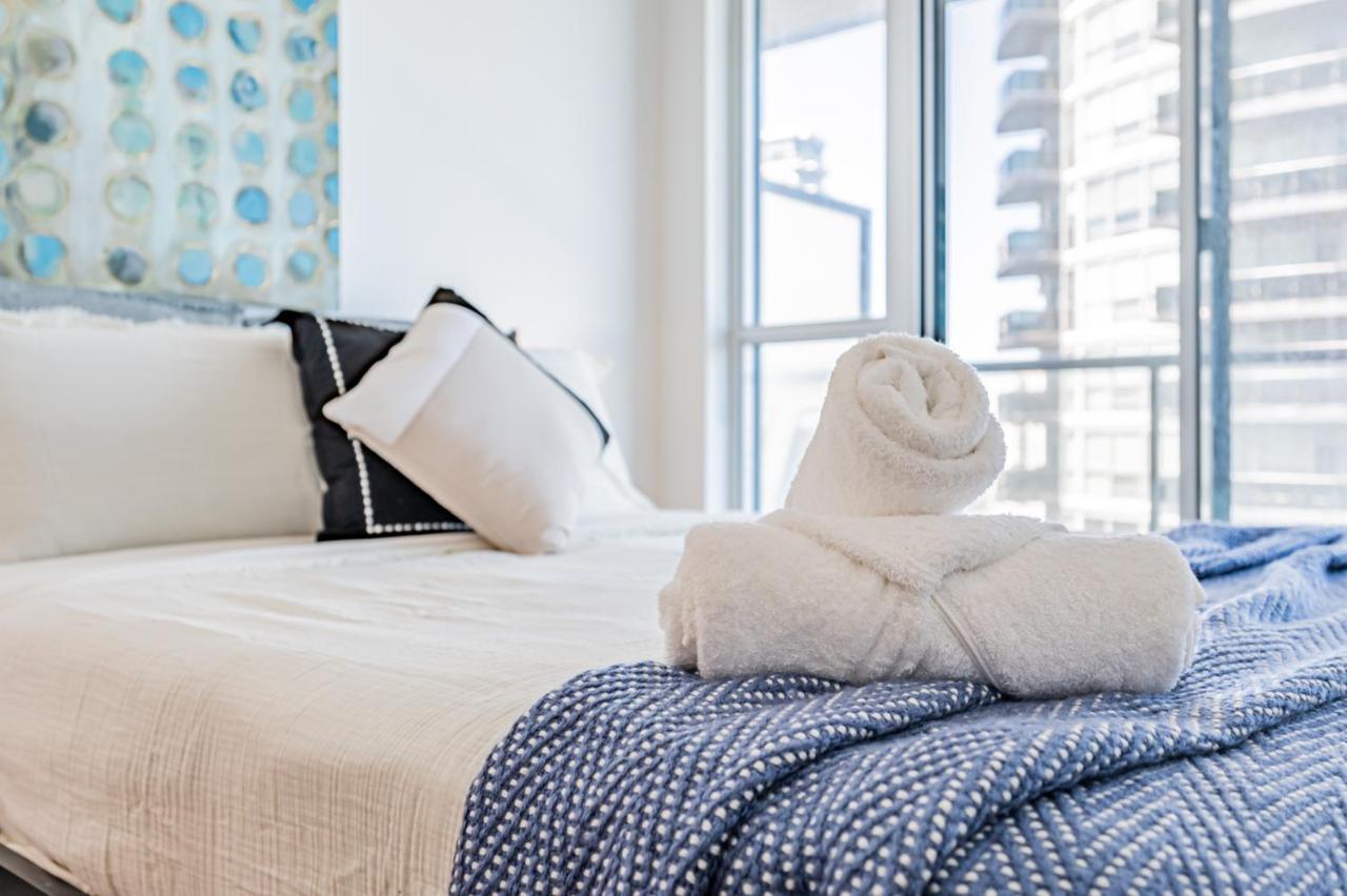 Condo In Parklawn & Lake Shore With Free Parking Close To Airport Toronto Extérieur photo